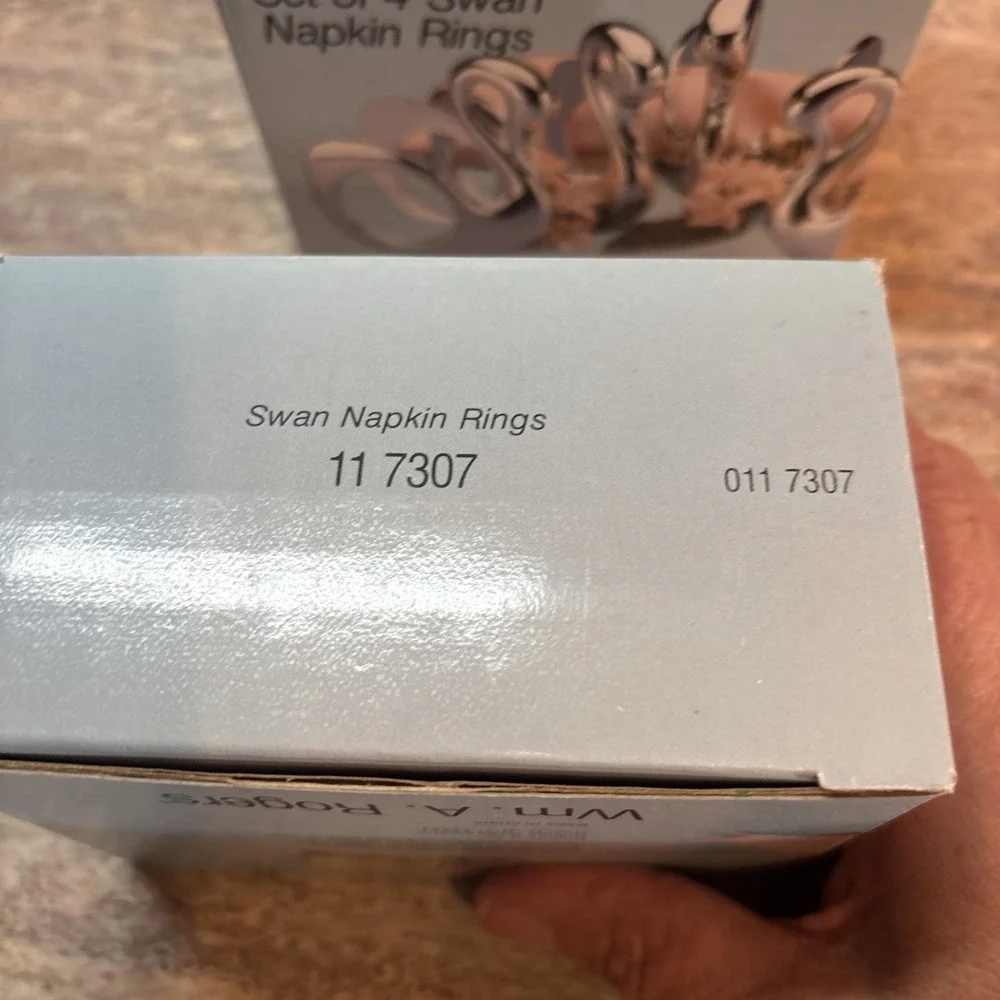 Wm A Rogers Silverplate Swan Napkin Rings MCM Set of 8 Holders 2 Boxes of 4 NIB